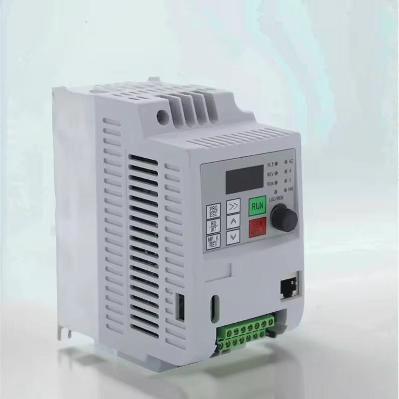 Inversor VFD 220v para motores europeus, entrada monofásica converta para saída trifásica, adequado para motores 1,5kw, 2,2kw, 4kw, Fr fixo